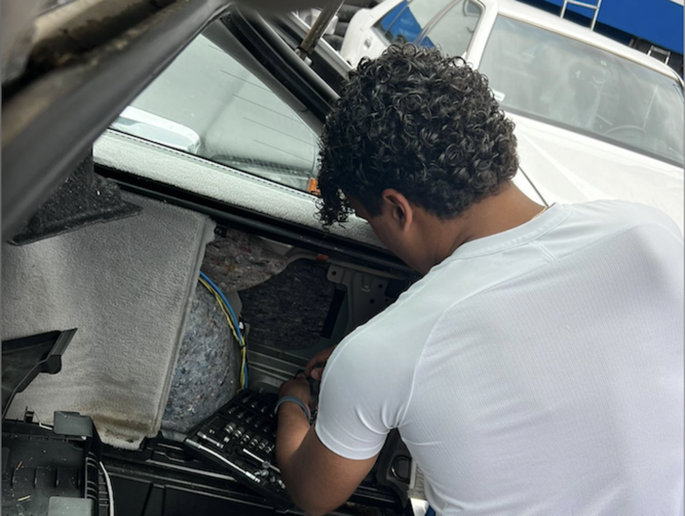Gian, Colegio Alemán Stiehle Cuenca, mecánica-Autohaus Assad Berlin, verano 2024